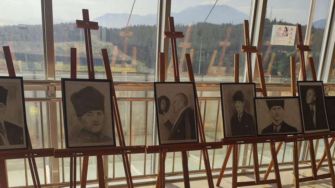 19 Mayıs Atatürk Portreleri ve Karakalem Portre Sergisi
